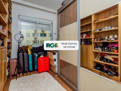 Apartamento à venda com 66m², 3 quartos, 1 suíte, 1 vaga no bairro Partenon em Porto Alegre - Foto 12