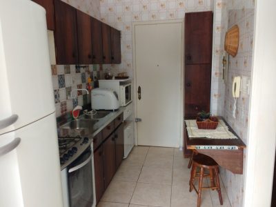 Apartamento à venda com 82m², 2 quartos, 2 vagas no bairro Medianeira em Porto Alegre - Foto 10