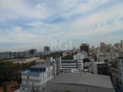 Apartamento à venda com 104m², 3 quartos, 1 suíte, 1 vaga no bairro Centro Histórico em Porto Alegre - Foto 24