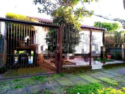 Casa à venda com 200m², 2 quartos, 1 vaga no bairro Vila Ipiranga em Porto Alegre - Foto 2