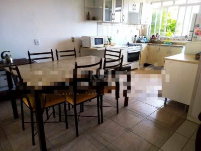 Casa à venda com 200m², 2 quartos, 1 vaga no bairro Vila Ipiranga em Porto Alegre - Foto 5