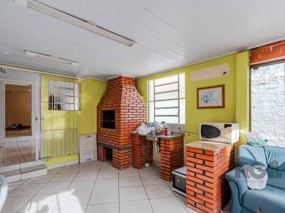 Casa à venda com 86m², 3 quartos no bairro Medianeira em Porto Alegre - Foto 16