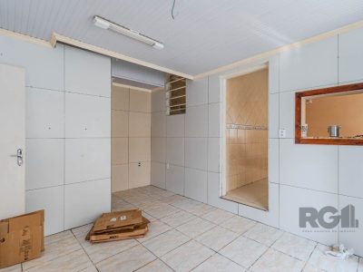 Casa à venda com 86m², 3 quartos no bairro Medianeira em Porto Alegre - Foto 18