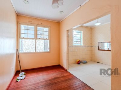 Casa à venda com 86m², 3 quartos no bairro Medianeira em Porto Alegre - Foto 28