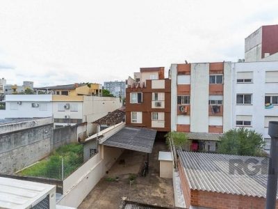 Apartamento à venda com 65m², 2 quartos no bairro Partenon em Porto Alegre - Foto 8