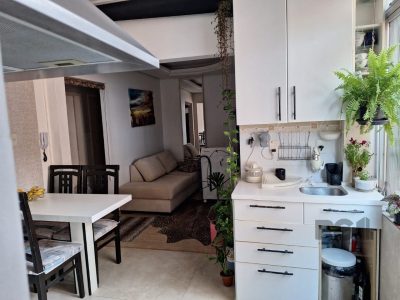 Apartamento à venda com 86m², 4 quartos, 1 vaga no bairro Bom Fim em Porto Alegre - Foto 3