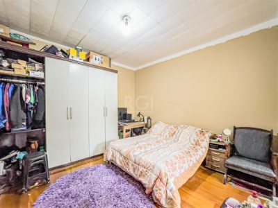 Casa à venda com 212m², 3 quartos, 3 vagas no bairro Azenha em Porto Alegre - Foto 19