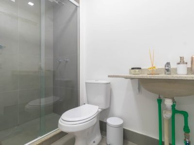 Apartamento à venda com 60m², 2 quartos, 1 suíte, 1 vaga no bairro Glória em Porto Alegre - Foto 17