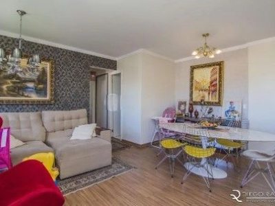 Apartamento à venda com 70m², 2 quartos, 1 suíte, 1 vaga no bairro Vila Ipiranga em Porto Alegre - Foto 2