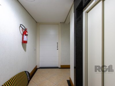 Apartamento à venda com 200m², 3 quartos, 3 suítes, 5 vagas no bairro Cristal em Porto Alegre - Foto 6