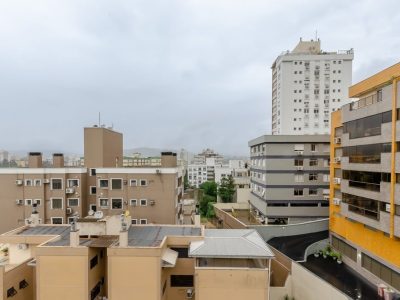 Apartamento à venda com 65m², 3 quartos, 1 suíte, 1 vaga no bairro Petrópolis em Porto Alegre - Foto 5