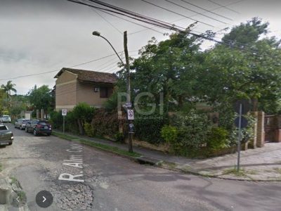 Casa à venda com 350m², 3 quartos, 1 suíte, 6 vagas no bairro Tristeza em Porto Alegre - Foto 2