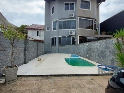 Casa à venda com 234m², 3 quartos, 1 suíte, 3 vagas no bairro Cristal em Porto Alegre - Foto 17