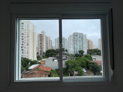 Apartamento à venda com 79m², 2 quartos, 2 suítes, 1 vaga no bairro Passo d'Areia em Porto Alegre - Foto 11