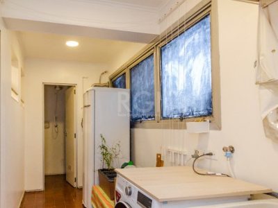 Apartamento à venda com 138m², 3 quartos, 1 suíte, 1 vaga no bairro Petrópolis em Porto Alegre - Foto 40