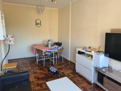 Apartamento à venda com 78m², 3 quartos, 1 suíte no bairro Centro Histórico em Porto Alegre - Foto 5