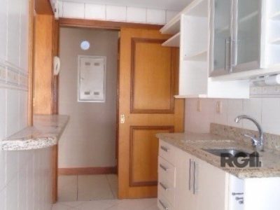 Apartamento à venda com 79m², 2 quartos, 1 suíte, 2 vagas no bairro Tristeza em Porto Alegre - Foto 4