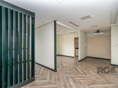 Conjunto/Sala à venda com 47m² no bairro Floresta em Porto Alegre - Foto 8