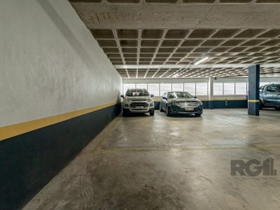 Apartamento à venda com 76m², 3 quartos, 1 suíte, 2 vagas no bairro Navegantes em Porto Alegre - Foto 52