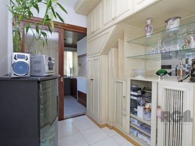 Apartamento à venda com 205m², 3 quartos, 1 suíte, 1 vaga no bairro Cristo Redentor em Porto Alegre - Foto 16