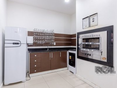 Apartamento à venda com 65m², 3 quartos, 1 suíte, 1 vaga no bairro Vila Ipiranga em Porto Alegre - Foto 3