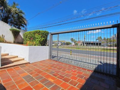 Casa à venda com 180m², 3 quartos, 2 vagas no bairro Cristal em Porto Alegre - Foto 45