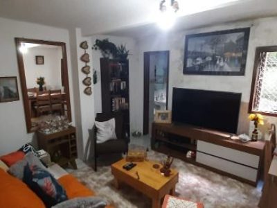 Casa à venda com 97m², 6 quartos, 1 suíte, 3 vagas no bairro Ipanema em Porto Alegre - Foto 2