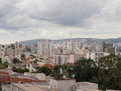 Apartamento à venda com 143m², 3 quartos, 1 suíte, 1 vaga no bairro Petrópolis em Porto Alegre - Foto 14