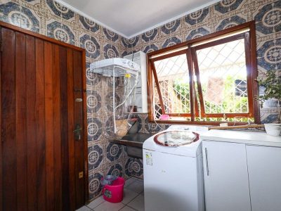 Casa à venda com 400m², 5 quartos, 1 suíte, 4 vagas no bairro Glória em Porto Alegre - Foto 11