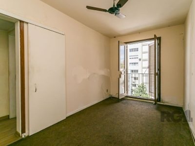 Cobertura à venda com 183m², 3 quartos, 1 suíte, 2 vagas no bairro Petrópolis em Porto Alegre - Foto 7