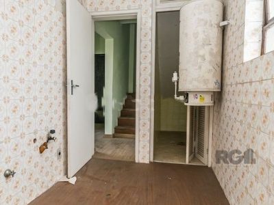 Cobertura à venda com 183m², 3 quartos, 1 suíte, 2 vagas no bairro Petrópolis em Porto Alegre - Foto 12