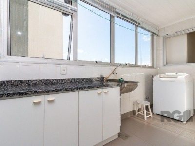 Apartamento à venda com 139m², 3 quartos, 1 suíte, 2 vagas no bairro Auxiliadora em Porto Alegre - Foto 14