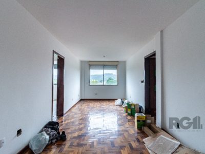 Apartamento à venda com 105m², 3 quartos, 1 suíte, 1 vaga no bairro Medianeira em Porto Alegre - Foto 3