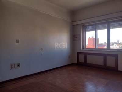 Apartamento à venda com 238m², 3 quartos, 1 suíte, 1 vaga no bairro Floresta em Porto Alegre - Foto 13