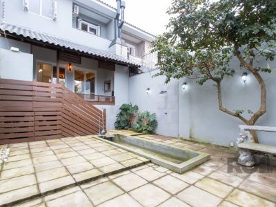 Casa à venda com 156m², 3 quartos, 1 suíte, 2 vagas no bairro Ipanema em Porto Alegre - Foto 22