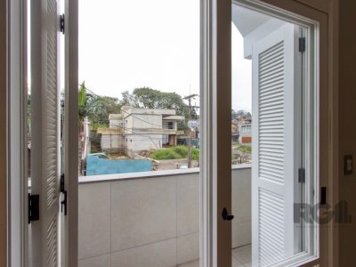 Casa à venda com 156m², 3 quartos, 1 suíte, 2 vagas no bairro Ipanema em Porto Alegre - Foto 44