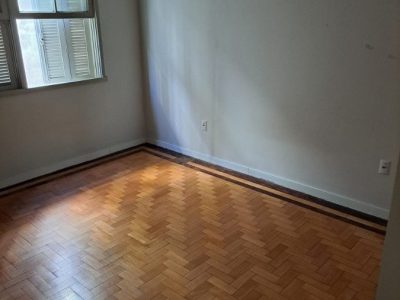 Apartamento à venda com 67m², 2 quartos no bairro Menino Deus em Porto Alegre - Foto 4