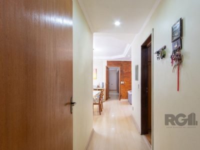 Casa à venda com 381m², 4 quartos, 1 suíte, 6 vagas no bairro Tristeza em Porto Alegre - Foto 9