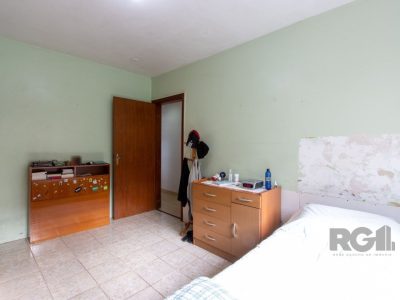 Casa à venda com 381m², 4 quartos, 1 suíte, 6 vagas no bairro Tristeza em Porto Alegre - Foto 35