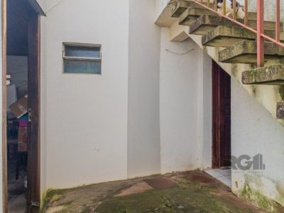 Casa à venda com 106m², 3 quartos, 4 vagas no bairro Jardim Europa em Porto Alegre - Foto 24