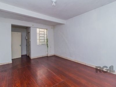 Casa à venda com 106m², 3 quartos, 4 vagas no bairro Jardim Europa em Porto Alegre - Foto 26