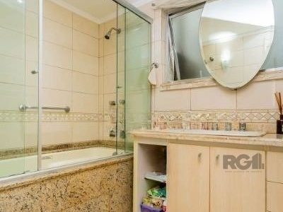 Apartamento à venda com 180m², 3 quartos, 1 suíte, 1 vaga no bairro Menino Deus em Porto Alegre - Foto 12