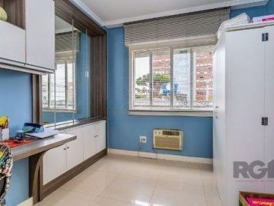 Apartamento à venda com 180m², 3 quartos, 1 suíte, 1 vaga no bairro Menino Deus em Porto Alegre - Foto 15