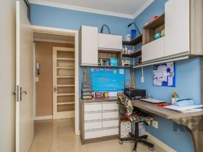 Apartamento à venda com 180m², 3 quartos, 1 suíte, 1 vaga no bairro Menino Deus em Porto Alegre - Foto 16