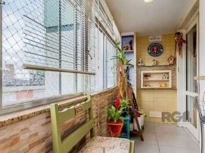 Apartamento à venda com 180m², 3 quartos, 1 suíte, 1 vaga no bairro Menino Deus em Porto Alegre - Foto 22