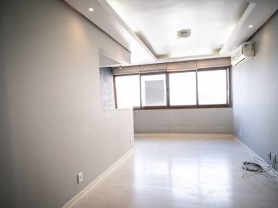 Apartamento à venda com 88m², 3 quartos, 1 suíte, 2 vagas no bairro Vila Ipiranga em Porto Alegre - Foto 3