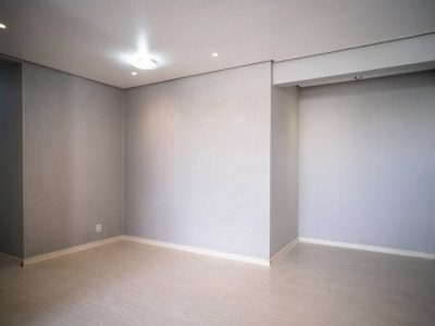 Apartamento à venda com 88m², 3 quartos, 1 suíte, 2 vagas no bairro Vila Ipiranga em Porto Alegre - Foto 5