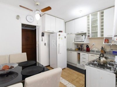 Apartamento à venda com 77m², 2 quartos, 1 vaga no bairro Menino Deus em Porto Alegre - Foto 5