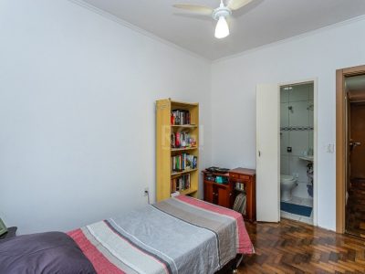 Apartamento à venda com 102m², 3 quartos, 1 suíte no bairro Rio Branco em Porto Alegre - Foto 12