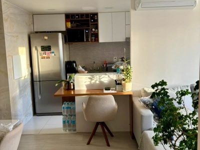 Apartamento à venda com 61m², 2 quartos, 1 suíte, 1 vaga no bairro Jardim Lindóia em Porto Alegre - Foto 4